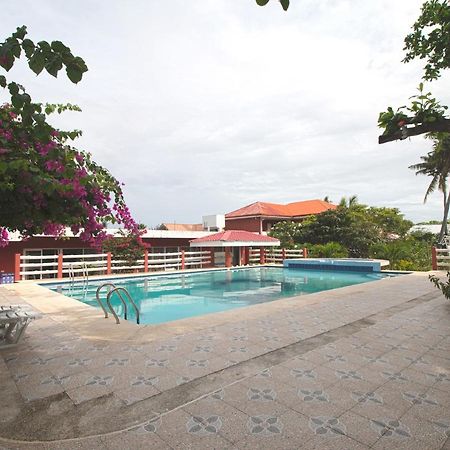 Oyo 853 Malapascua Beach And Dive Resort Eksteriør bilde